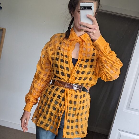 Vintage orange linen blouse / shirt, perfect for fall, made in Canada - Picture 8 of 10